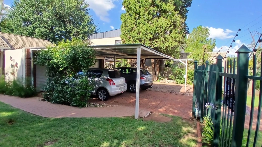 4 Bedroom Property for Sale in Brandwag Free State